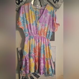 Floral patterned dress!